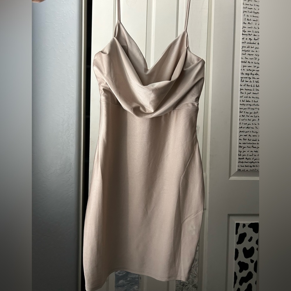Crème Bluebell short medium slip dress